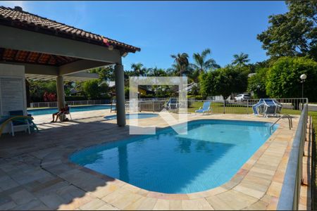 Casa de condomínio à venda com 170m², 4 quartos e 2 vagas Casa de condomínio à venda com 170m², 4 quartos e 2 vagasÁrea comum - Piscina