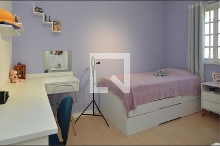 Casa de condomínio à venda com 170m², 4 quartos e 2 vagas Casa de condomínio à venda com 170m², 4 quartos e 2 vagasQuarto 2