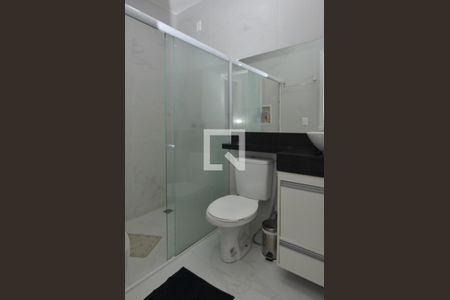 Casa de condomínio à venda com 170m², 4 quartos e 2 vagas Casa de condomínio à venda com 170m², 4 quartos e 2 vagasBanheiro da Suíte 1