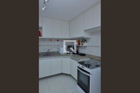 Casa de condomínio à venda com 170m², 4 quartos e 2 vagas Casa de condomínio à venda com 170m², 4 quartos e 2 vagasCozinha