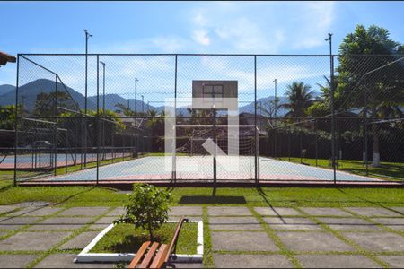 Casa de condomínio à venda com 170m², 4 quartos e 2 vagas Casa de condomínio à venda com 170m², 4 quartos e 2 vagasQuadra