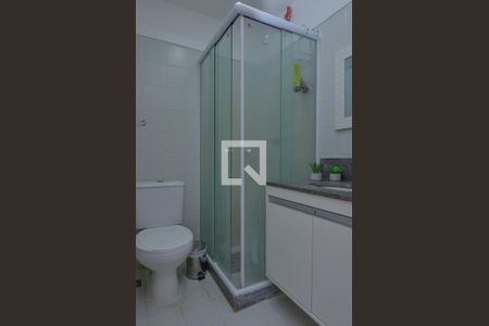 Casa de condomínio à venda com 170m², 4 quartos e 2 vagas Casa de condomínio à venda com 170m², 4 quartos e 2 vagasBanheiro da Suíte 2