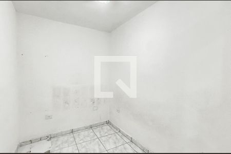Quarto 1 de casa para alugar com 2 quartos, 40m² em Parque Cisper, São Paulo
