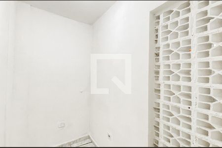 Quarto 2 de casa para alugar com 2 quartos, 40m² em Parque Cisper, São Paulo
