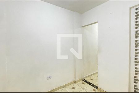 Quarto 2 de casa para alugar com 2 quartos, 40m² em Parque Cisper, São Paulo
