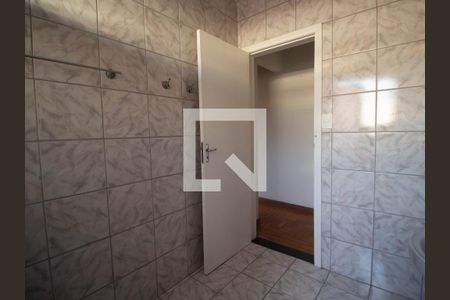 Casa à venda com 100m², 2 quartos e sem vagaBanheiro