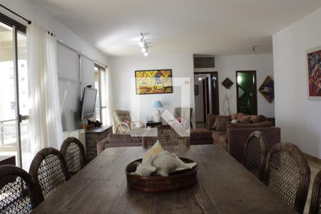 Apartamento para alugar com 200m², 4 quartos e 4 vagasSala