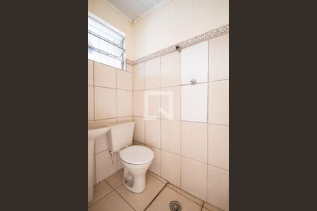 Banheiro de casa para alugar com 1 quarto, 45m² em Jardim Roberto, Osasco