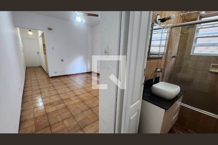Banheiro Corredor de apartamento para alugar com 1 quarto, 60m² em Embaré, Santos