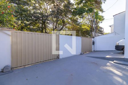 Studio para alugar com 37m², 1 quarto e sem vaga Studio para alugar com 37m², 1 quarto e sem vagaÁrea comum - Vagas de garagem