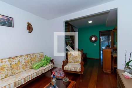 Sala de casa à venda com 2 quartos, 64m² em Jardim Santa Adelia, São Paulo