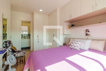 Suíte  de apartamento à venda com 2 quartos, 60m² em Glória, Porto Alegre