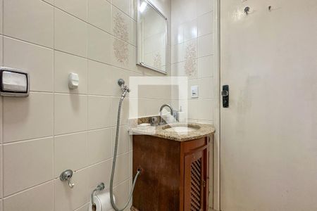 Apartamento para alugar com 220m², 3 quartos e 2 vagasBanheiro 2
