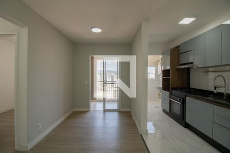 Sala de apartamento à venda com 2 quartos, 65m² em Vila Milton, Guarulhos