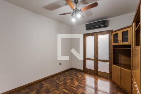 Sala de apartamento à venda com 2 quartos, 70m² em Petrópolis, Porto Alegre