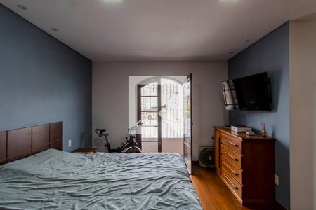 Suíte  de casa à venda com 4 quartos, 240m² em Penha de França, São Paulo