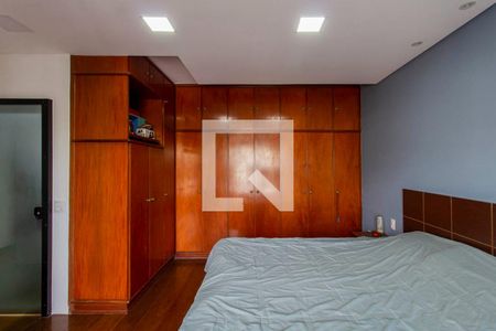 Suíte  de casa à venda com 4 quartos, 240m² em Penha de França, São Paulo