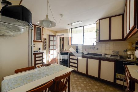 Cozinha de apartamento à venda com 4 quartos, 300m² em Ingá, Niterói