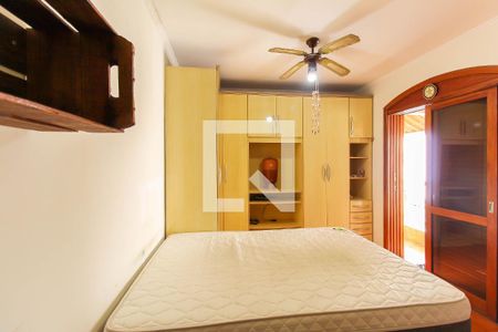 Casa à venda com 250m², 6 quartos e 4 vagasQuarto 2 Externo