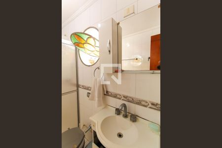 Casa à venda com 250m², 6 quartos e 4 vagasBanheiro da Suíte 4