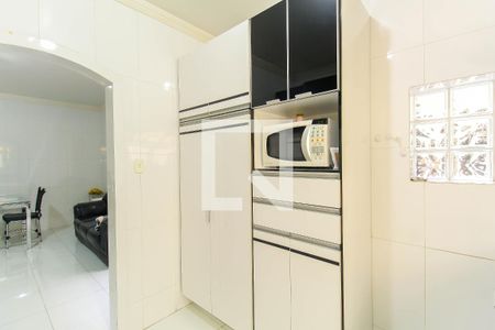 Casa à venda com 250m², 6 quartos e 4 vagasCozinha
