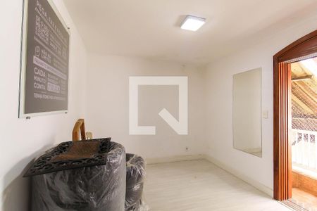 Casa à venda com 250m², 6 quartos e 4 vagasQuarto 1 Externo