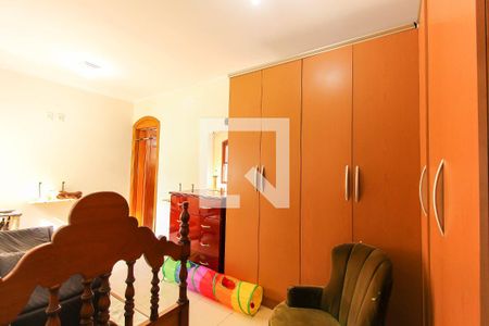 Casa à venda com 250m², 6 quartos e 4 vagasQuarto 3 - Suíte