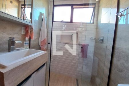 Apartamento para alugar com 100m², 3 quartos e 2 vagasBanheiro da Suíte