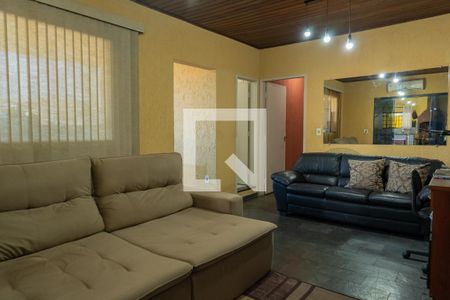 Sala de casa para alugar com 4 quartos, 422m² em Cidade São Jorge, Santo André