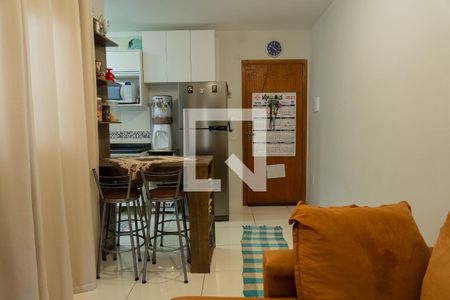 Sala de apartamento para alugar com 2 quartos, 40m² em Vila Humaitá, Santo André