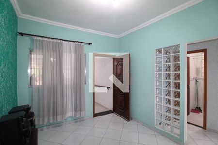 Sala de casa à venda com 2 quartos, 246m² em Vila Mesquita, São Paulo