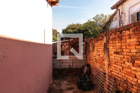Casa à venda com 90m², 3 quartos e sem vaga Casa à venda com 90m², 3 quartos e sem vagaVista do Quarto 2