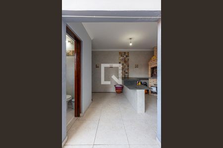 Casa à venda com 198m², 3 quartos e 2 vagasÁrea de Serviço