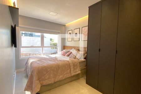 Suíte 1 de apartamento para alugar com 2 quartos, 67m² em Empresarial 18 do Forte, Barueri