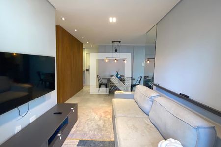 Sala de apartamento para alugar com 2 quartos, 67m² em Empresarial 18 do Forte, Barueri