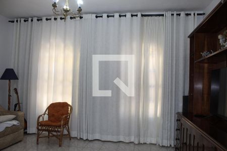 Sala de casa à venda com 3 quartos, 347m² em Parque Cruzeiro do Sul, São Paulo