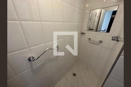 Banheiro da Suíte de apartamento para alugar com 3 quartos, 74m² em Vila Hamburguesa, São Paulo