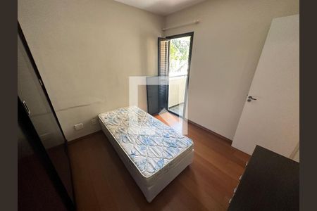 Suite de apartamento à venda com 3 quartos, 74m² em Vila Hamburguesa, São Paulo