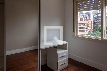 Quarto de apartamento para alugar com 2 quartos, 87m² em Petrópolis, Porto Alegre