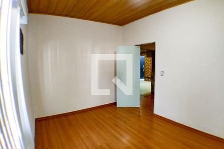 Casa à venda com 1800m², 5 quartos e 6 vagasQuarto 1