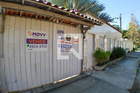 Casa à venda com 1800m², 5 quartos e 6 vagasFachada