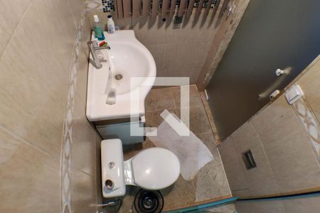 Casa à venda com 1800m², 5 quartos e 6 vagasBanheiro da Suíte 1