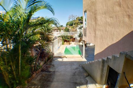 Casa à venda com 1800m², 5 quartos e 6 vagasVaranda