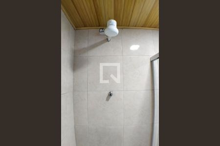 Casa à venda com 1800m², 5 quartos e 6 vagasBanheiro da Suíte 2