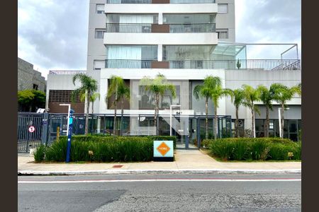 Apartamento para alugar com 78m², 2 quartos e 1 vaga Apartamento para alugar com 78m², 2 quartos e 1 vagaFachada