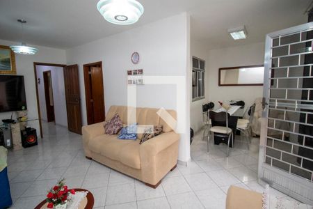 Sala de casa à venda com 2 quartos, 115m² em Inhaúma, Rio de Janeiro