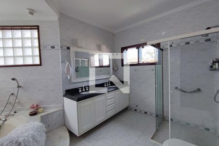 Casa para alugar com 640m², 4 quartos e 5 vagasBanheiro Suíte Master