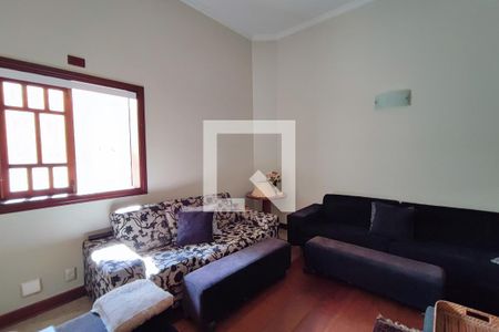 Sala de TV de casa para alugar com 4 quartos, 640m² em Jardim Guarani, Campinas