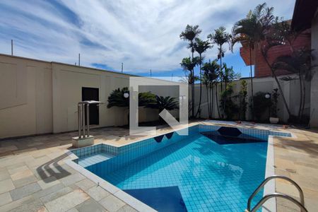 Casa para alugar com 640m², 4 quartos e 5 vagasPiscina