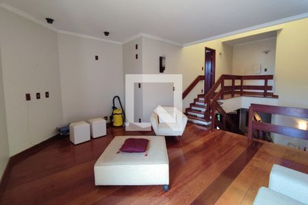 Casa para alugar com 640m², 4 quartos e 5 vagasSala 2